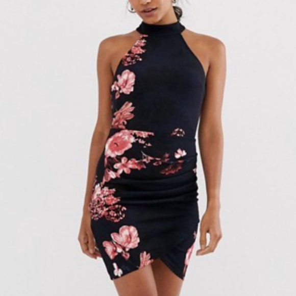 Wrap body hugging Dress - Play up or Down - Picture 6 of 8